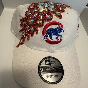 BRAND NEW LADIES AUTHENTIC NEW ERA BLING CUBS HAT